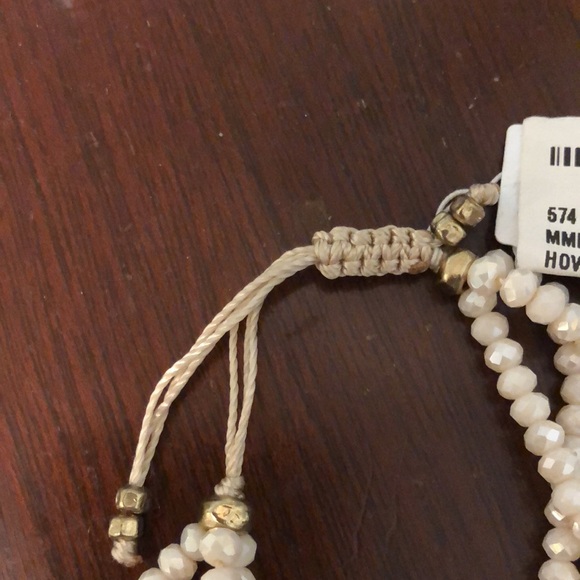 Howlite beaded bracelet - Picture 2 of 2